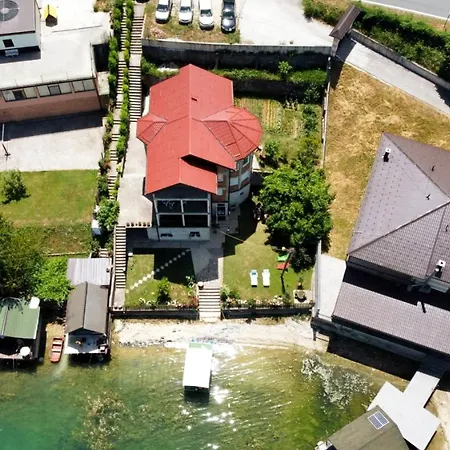 Dina Jablanicko Jezero * Konjic