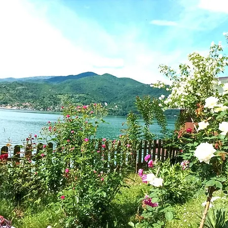 Dina Jablanicko Jezero Apartment