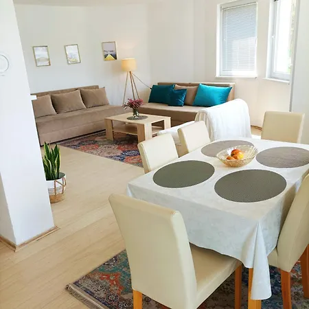 Dina Jablanicko Jezero