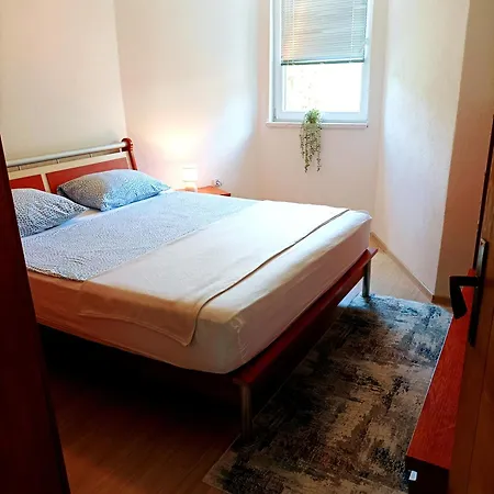 Dina Jablanicko Jezero Konjic